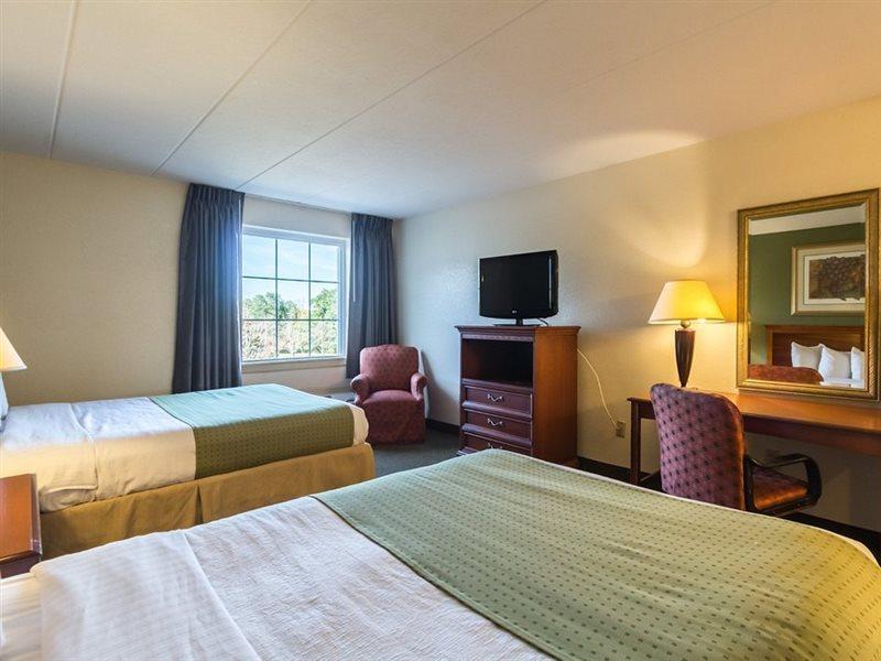 Hotel Quality & Conference Center West Chester