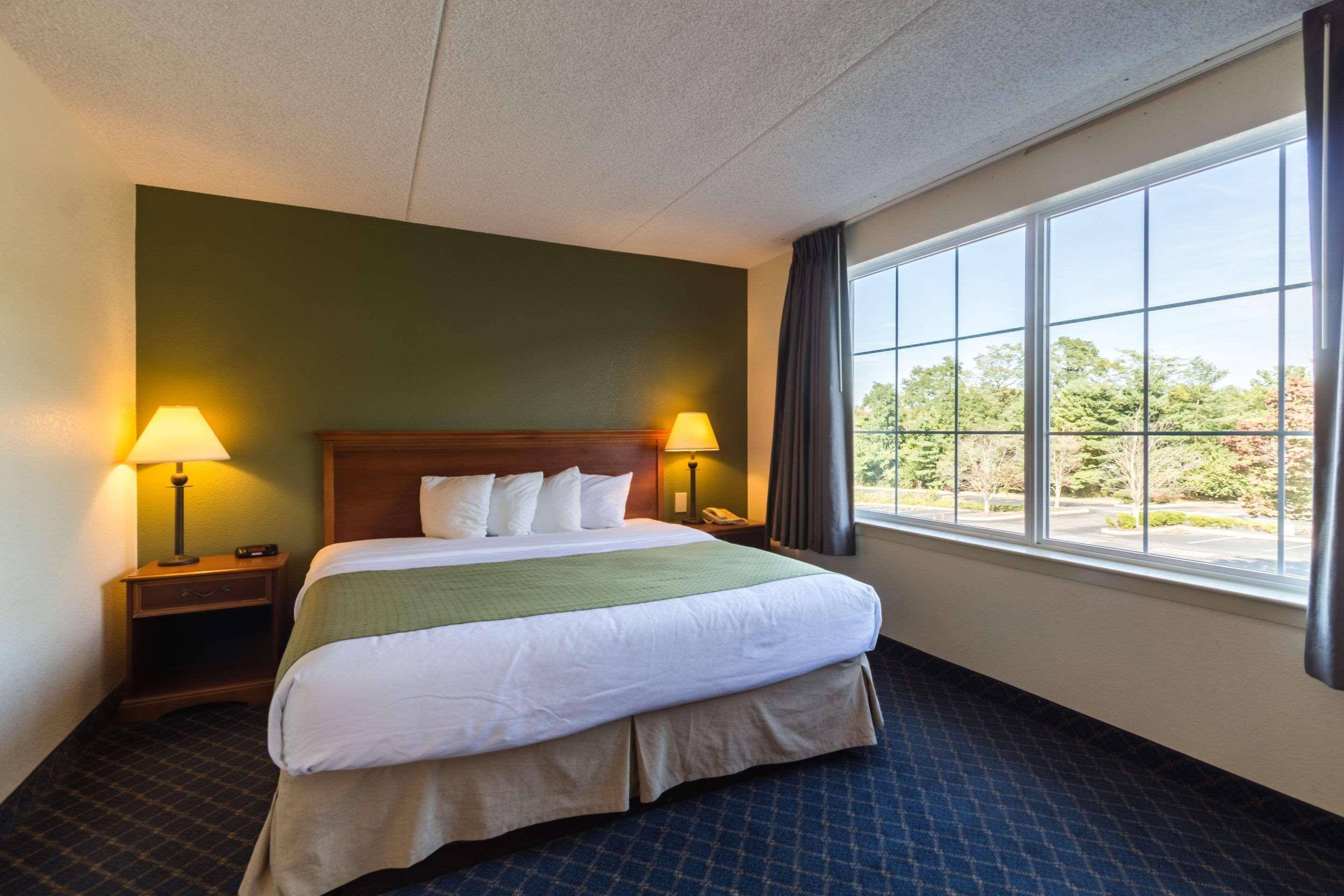 Quality & Conference Center Hotel