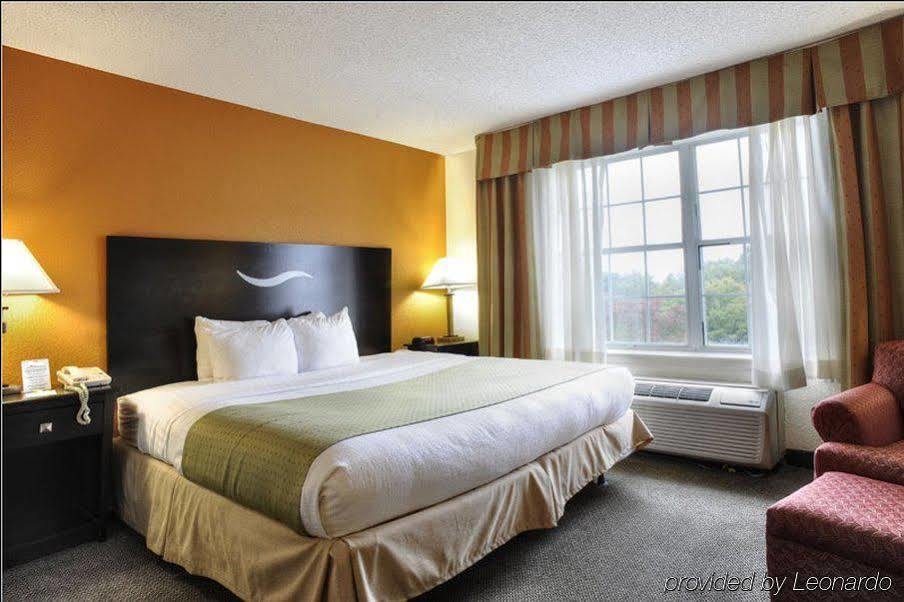 Quality & Conference Center Hotel 3*