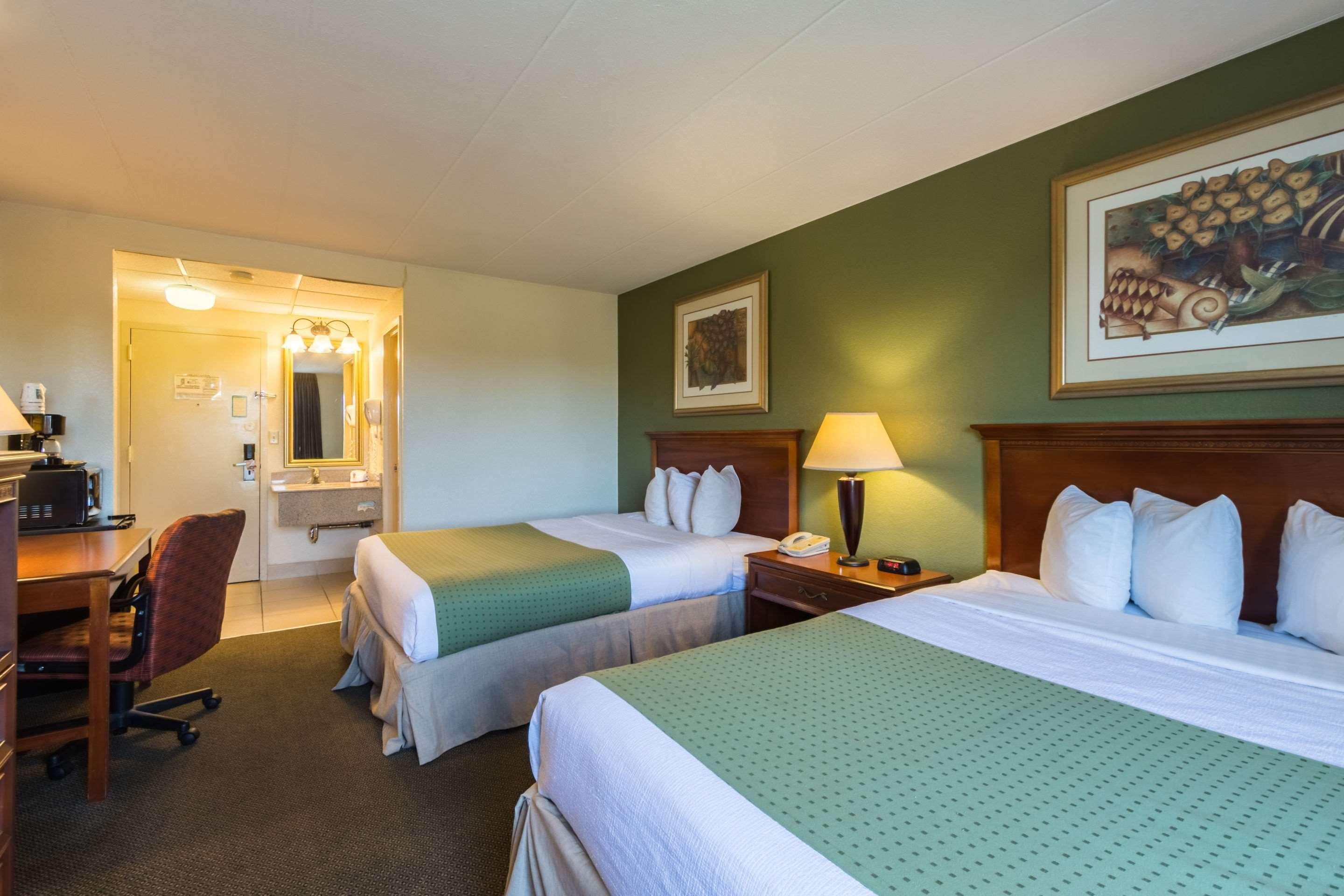 Quality & Conference Center 3* West Chester
